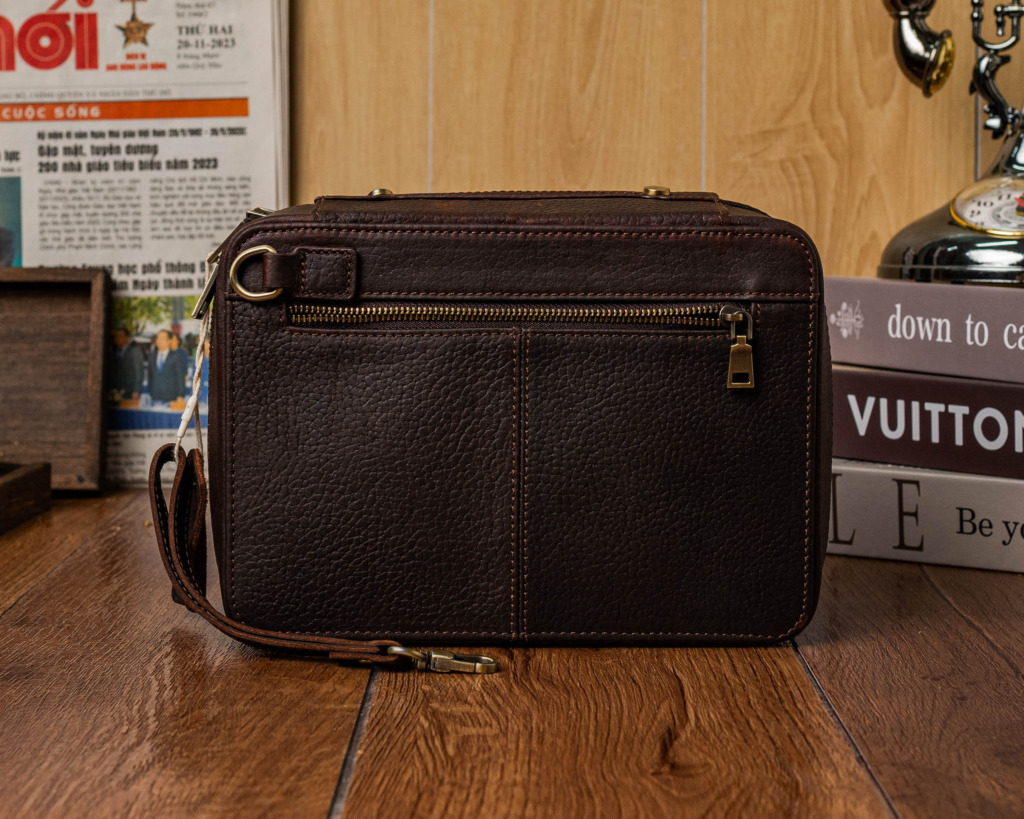 HAVANA CLUTCH PATINA HORSIE - Chocolate Brown - Ảnh 9