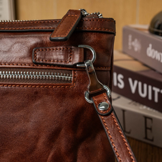 SMOKE CLUTCH HORSEHIDE - Chocolate Brown